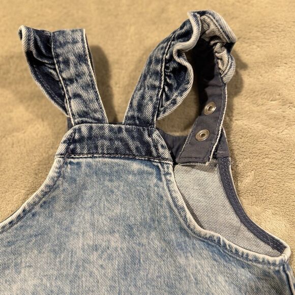 H & M Baby Girl 6 Months Acid Wash Denim Overall Dress Jumper Pockets HM Grunge - Picture 11 of 13